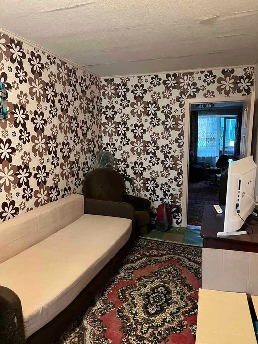 Продам 3 х комнатную квартиру Калиновая. Образцова, Слобожан