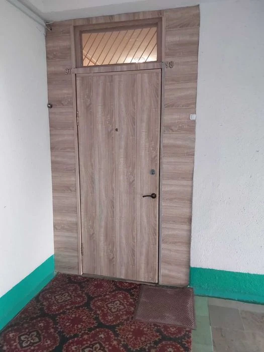 Продам 3 х комнатную квартиру Калиновая. Образцова, Слобожан