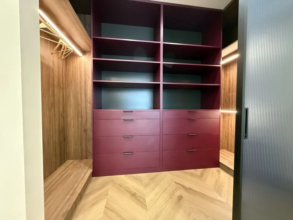 Продаж 2 кімнатна, Скалецького 29