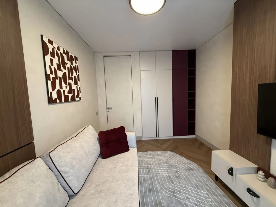 Продаж 2 кімнатна, Скалецького 29