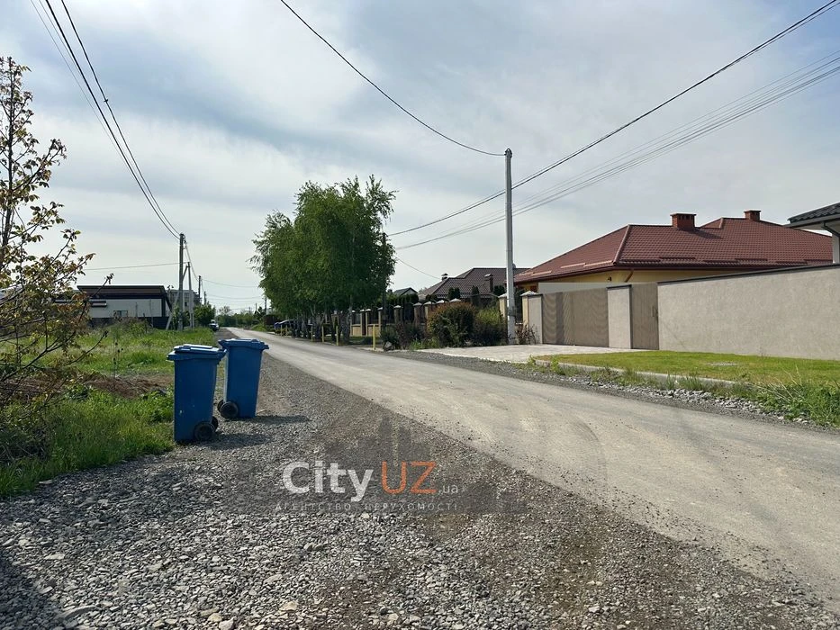 Продається земельна ділянка
