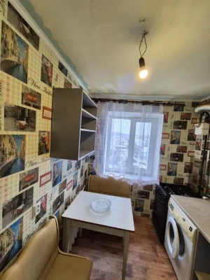 Продаж 1 кім квартири 30 м.кв  13500$