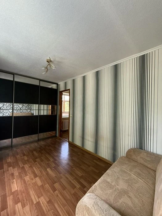 3-кімнатна квартира 52 м² біля 11 школи та Акваарени
