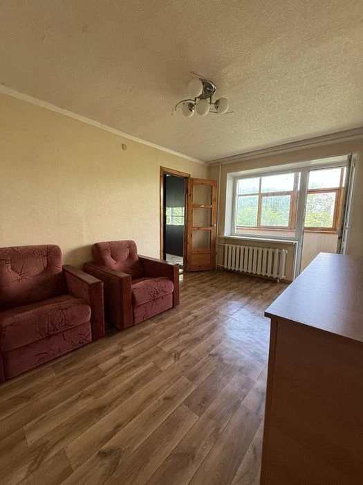 3-кімнатна квартира 52 м² біля 11 школи та Акваарени