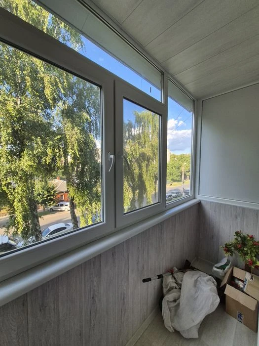 Продаж 3к квартири на 3 поверсі