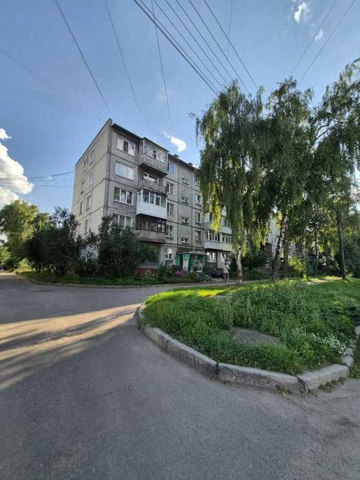 Продаж 3к квартири на 3 поверсі