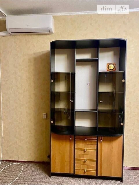 Довготривала оренда 1к квартири на вул. Левка Лук'яненка 3В