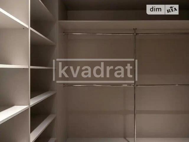 Довготривала оренда 2к квартири на вул. Михайла Бойчука 17 •