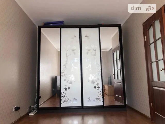Продаж 1к квартири 37 кв. м на вул. Бориса Гмирі 14 • ID 348