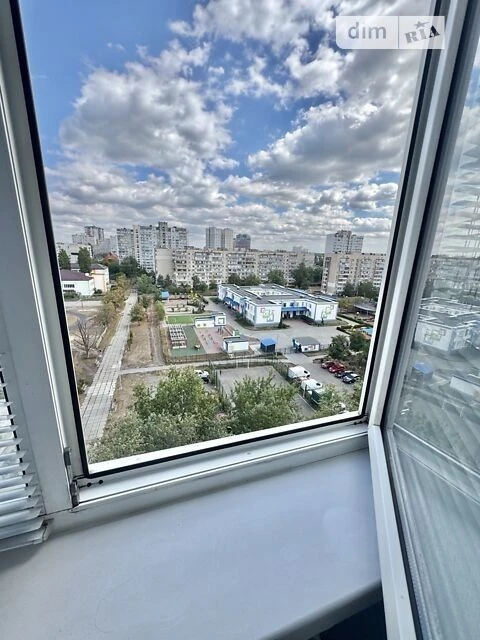 Здам в оренду кімнату на просп. Миколи Бажана 7Д довгостроко