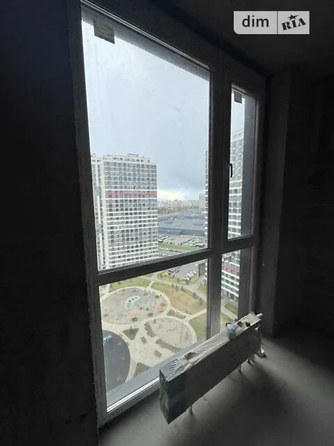 Продаж 2к квартири 84.7 кв. м на вул. Олександра Олеся 10 •