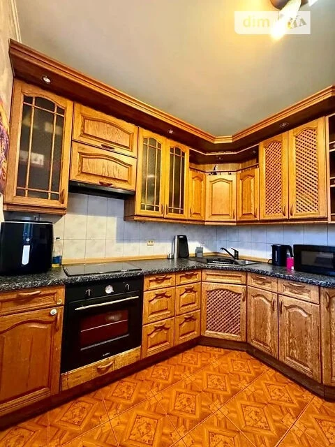 Продаж 2к квартири 56 кв. м на вул. Оноре де Бальзака 73 • I