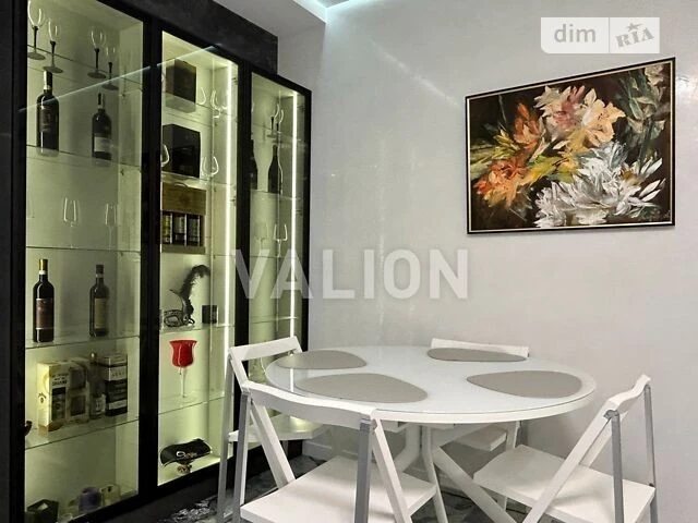 Продаж 3к квартири 79 кв. м на вул. Юнацька 2 • ID 34821231