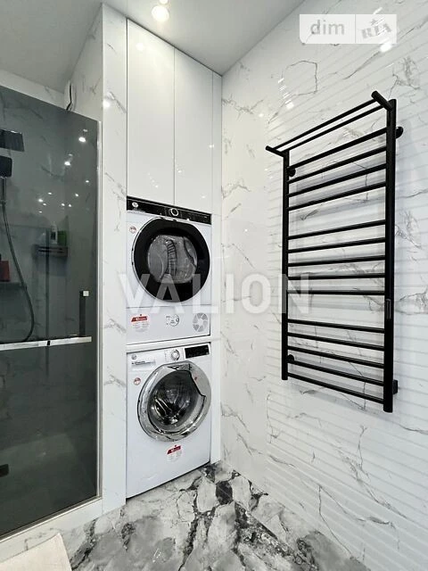 Продаж 3к квартири 79 кв. м на вул. Юнацька 2 • ID 34821231