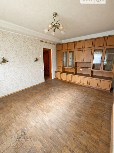 Продаж 2к квартири 49.2 кв. м на вул. Кубанської України 15/
