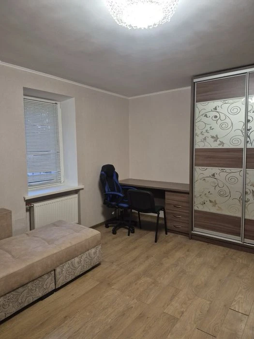 Продаж 1 квартири вул.Нижня Горова,Митниця