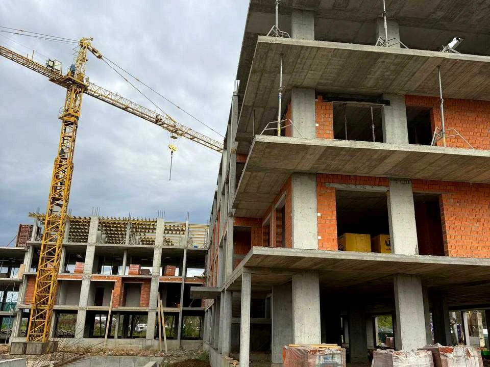 Квартира. Ужгород, Собранецька вул., (Будинок 1)