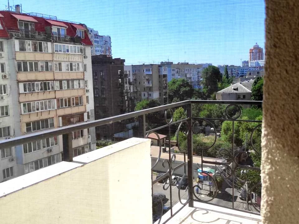 Квартира. Одесса, Педагогическая ул.