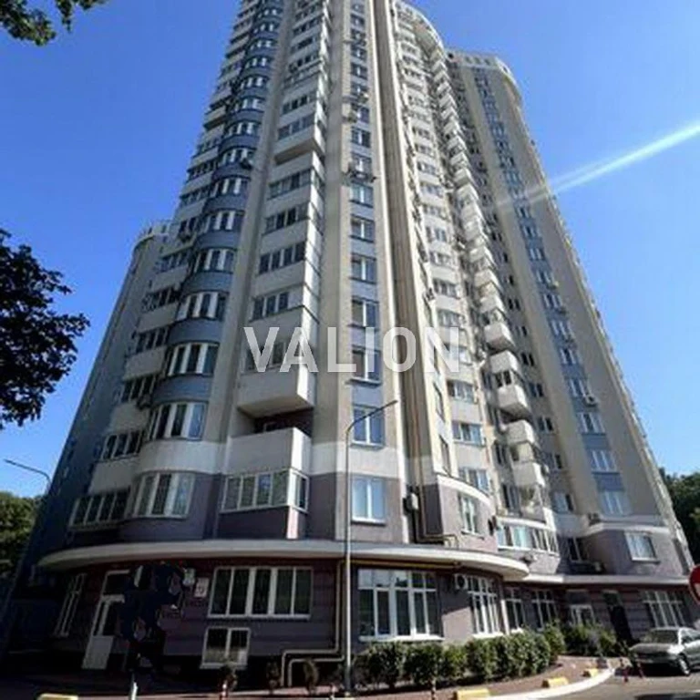 Продаж 2-к квартири вул. Рижскька, 73г масив Сирець