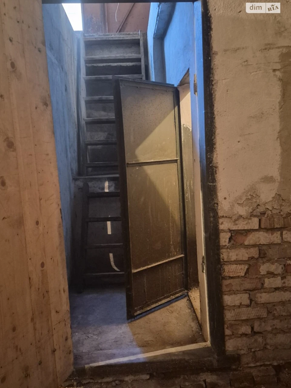Продаж Місце в гаражному кооперативі Південно-Західний