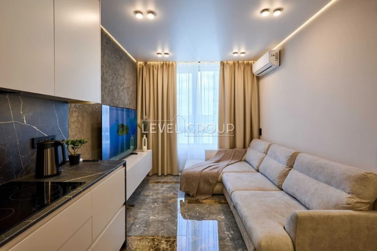 Spectacular apartment with renovation! 76m2 Great Osokorki Residential Complex Pos.