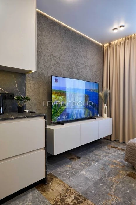 Spectacular apartment with renovation! 76m2 Great Osokorki Residential Complex Pos.