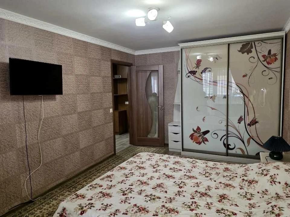 Квартира. Дніпро, Старокозацька вул. (Комсомольська)