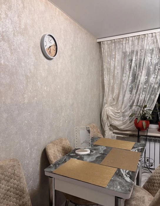 Продам 2-х кімнатну квартиру в Комунарському районі