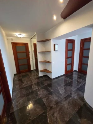 Продаж 3 кiм.кв. по вул.Шулежко праведниці (Пушкіна) р-н Каз