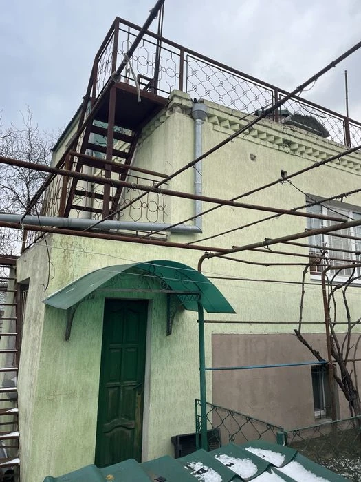 Продаж будинку з гаражем в Широкій Балці