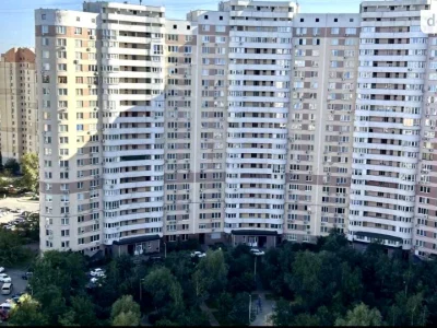 Квартира. Київ, Олени Пчілки вул.