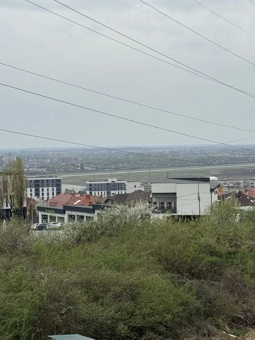Продаж котеджів на Червениці, боищько до центральної дороги