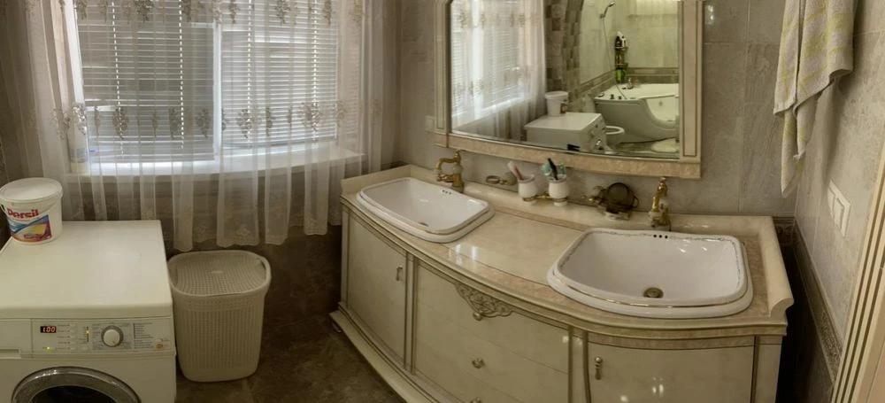 A beautiful house located in a quiet place. Sauvignon. World est