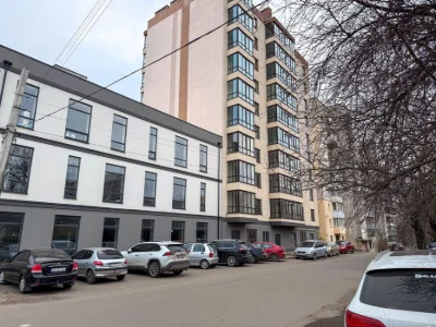 Продаж квартири, Вінниця, р‑н. Слов'янка, вул. Д.Майбороди,