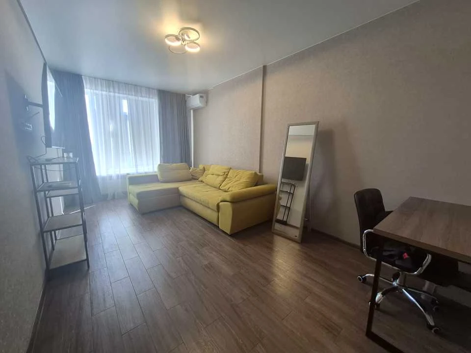 Квартира. Київ, Ракетна вул., (Будинок 1)
