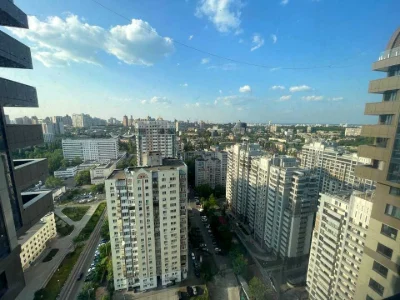 Квартира. Київ, Андрія Верхогляда вул. (Михайла Драгомирова)