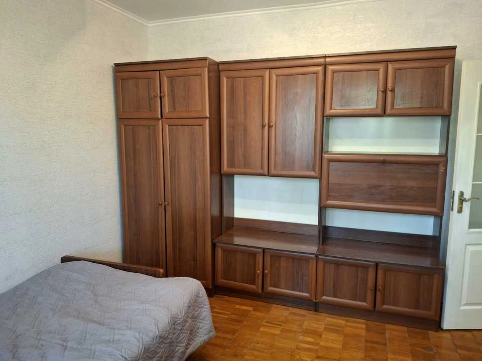 Квартира. Київ, Червоної Калини просп. (Володимира Маяковськ