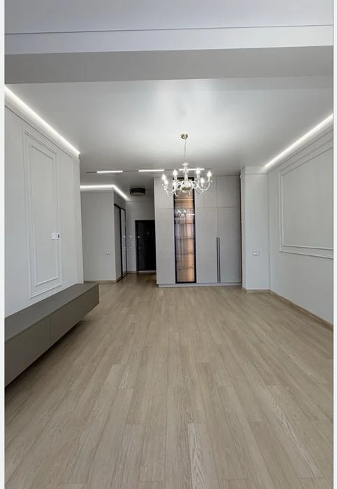 Продаж Нової 3-х кімнатної. Газ. Сечені 29а