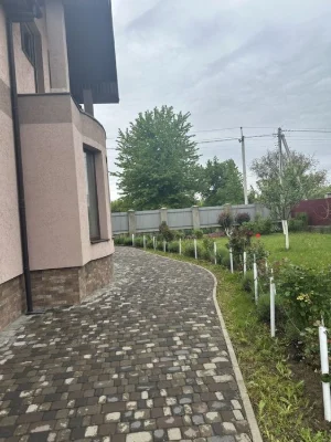 Продається чудовий будинок 4 кімнати