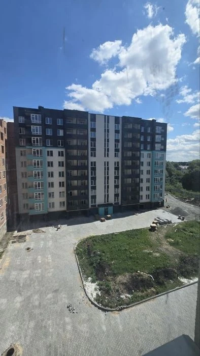 Продаж збудованої  2к Майже Центр.