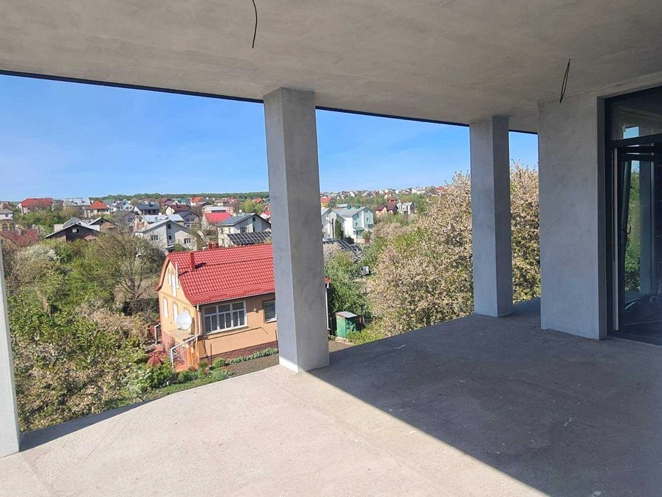 Продаж 2 поверхового будинку 160м.кв., з ділянкою на 6 соток