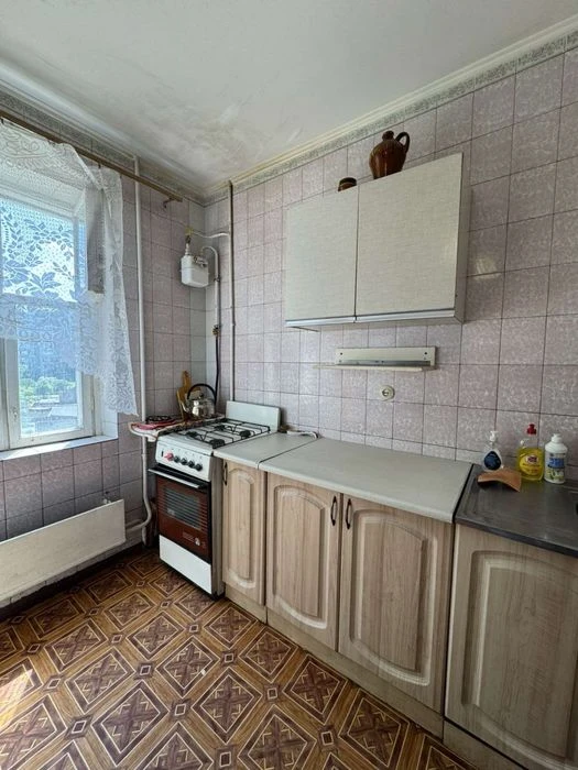 1к Лушпи 3 поверх