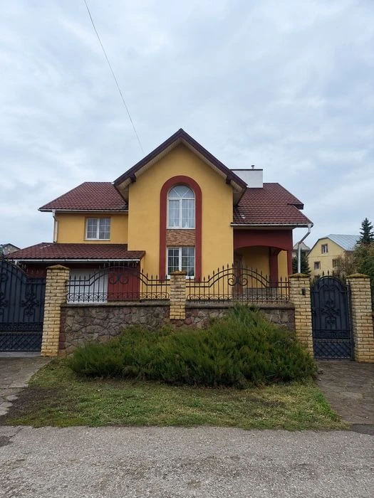Продаж будинок в передмісті Тернополя