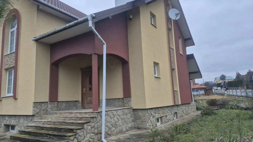Продаж будинок в передмісті Тернополя