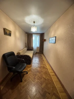 Продам 3 кімнатну квартиру м.23 серпня,вул.Клочківська