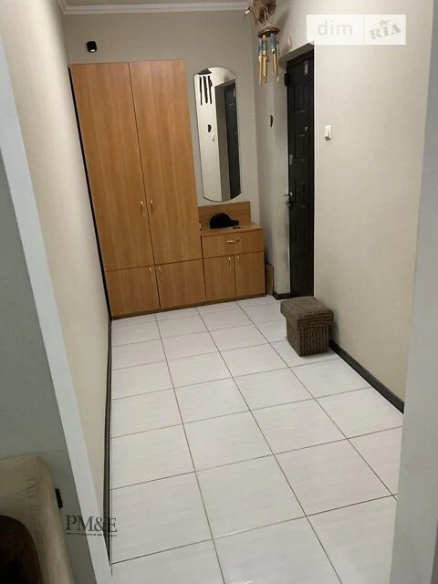 Довготривала оренда 3к квартири на вул. Урлівська 24/21 • ID