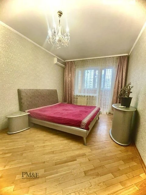Довготривала оренда 2к квартири на вул. Академіка Заболотног