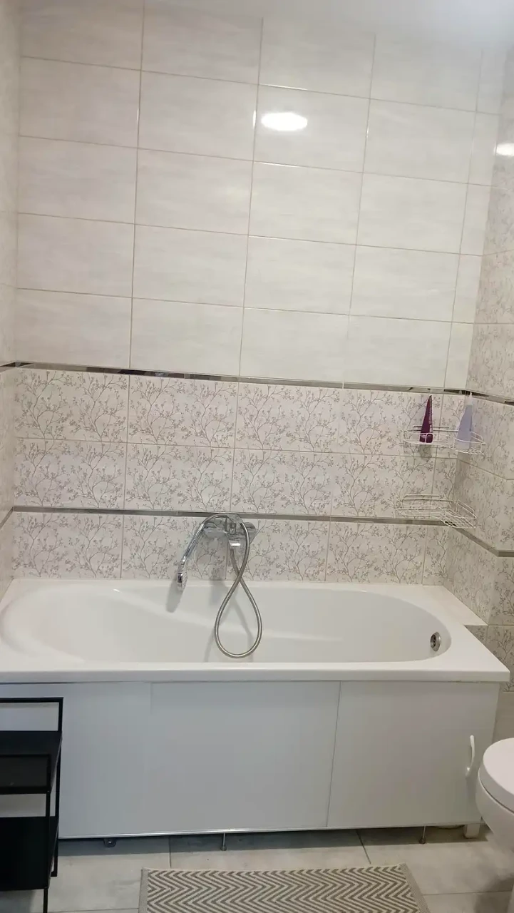 Продаж квартири 3-кімн. 63 м² 7/16 пов.