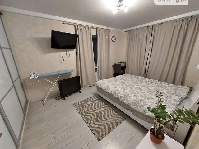 Довготривала оренда 2к квартири на вул. Нивська 7 • ID 34822