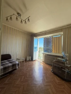 Продам 1к квартиру на вул. Галини Мазепи / Калинова